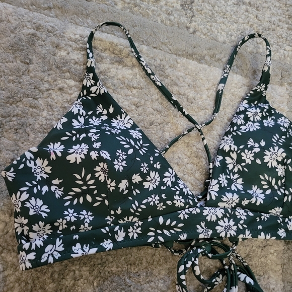 🟣 Green bikini top - Picture 2 of 4